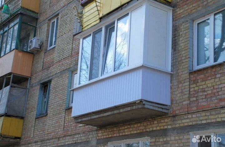 Остекление балкона 2900 на 1420 пластиковое