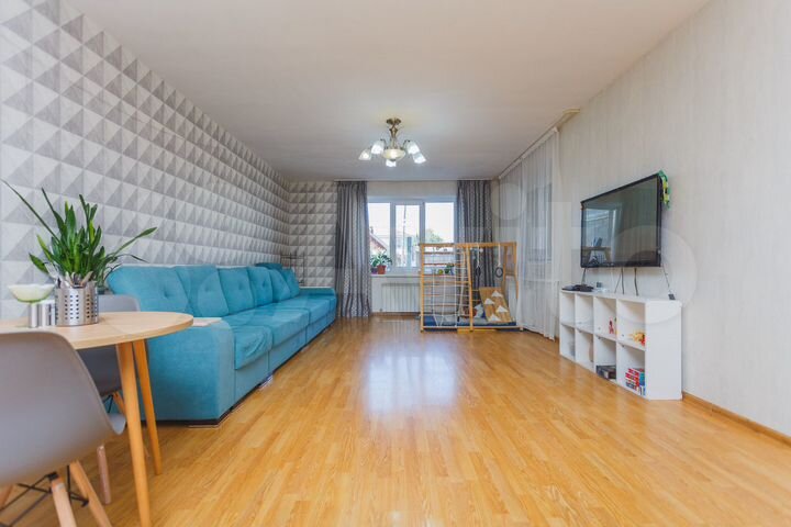 Дом 275 м² на участке 5,7 сот.