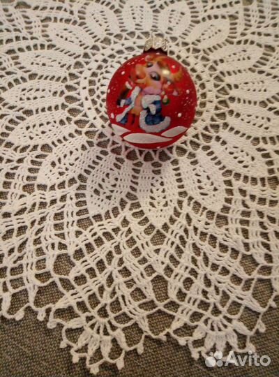 Салфетка, маленькая скатерть связанная крючком