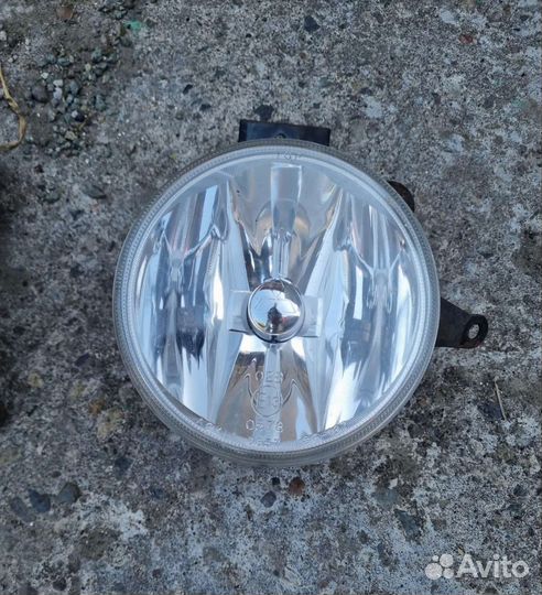 Фара противотуманная в бампер