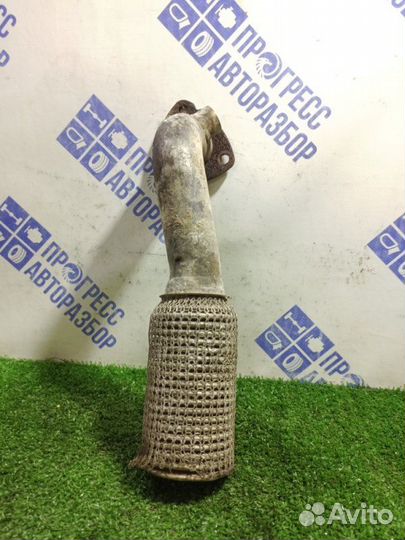 Приемная труба глушителя Volkswagen Polo седан 1.6