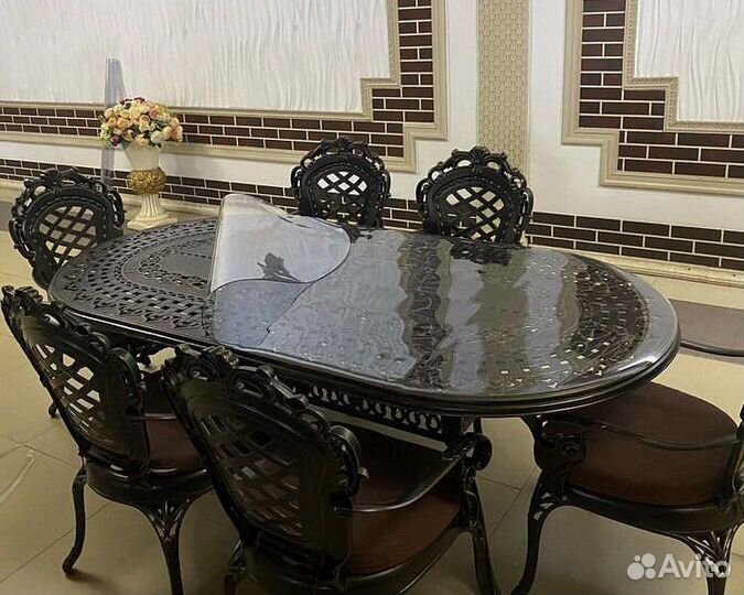 Мягкое стекло, защитная плёнка для стола