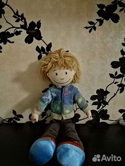 Кукла мягкая Манечка