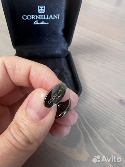 Запонки corneliani