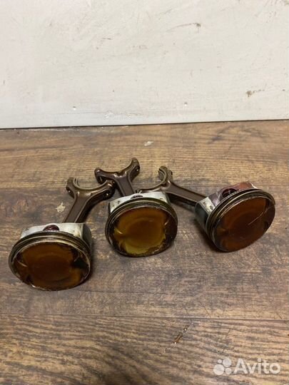 Поршень Opel Astra