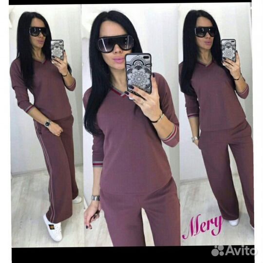 Спортивный костюм женский