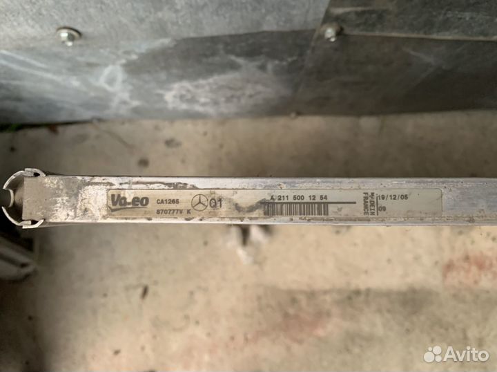 Радиатор кондиционера Mercedes A 211 500 12 54