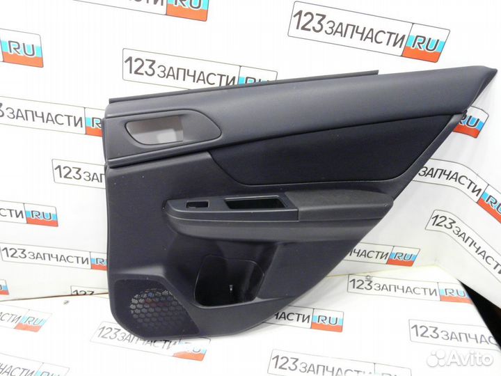 Обшивка двери задней правой Subaru Xv GP7 FB20