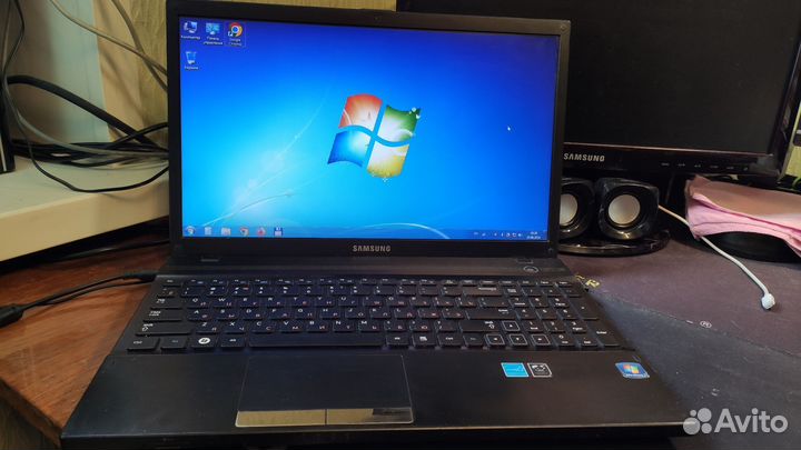 Продам ноутбук Samsung np305v5a
