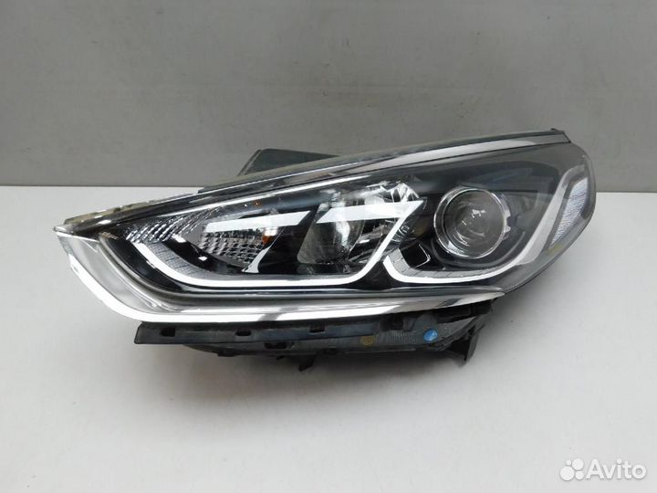 Фара левая Hyundai Sonata