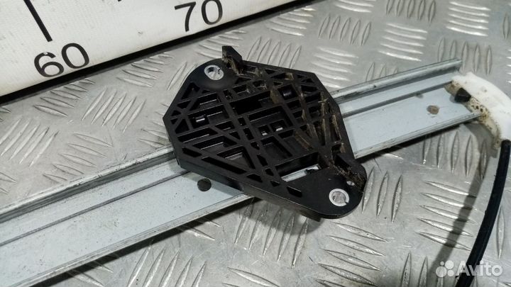 Б/У Стеклоподъемник задний левый Impreza#001