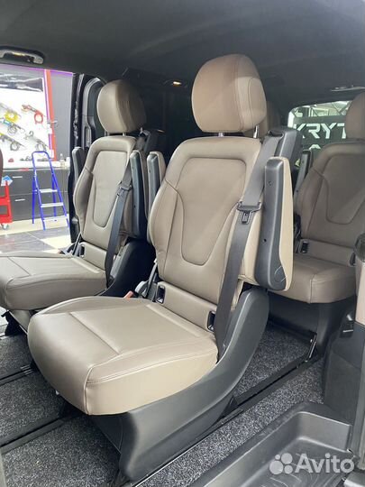 Кресла салона W447