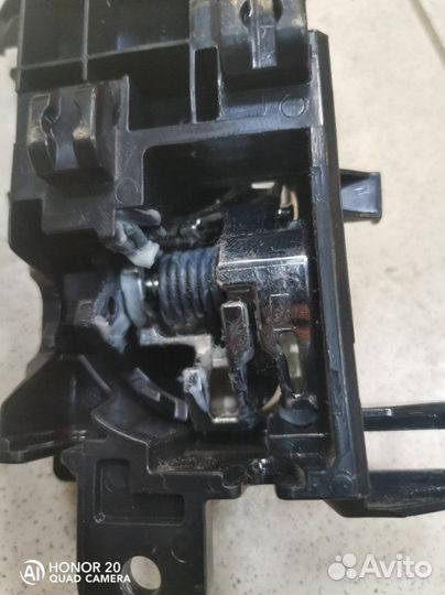 Ручка двери внутренняя передняя правая Nissan