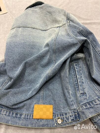 Джинсовая куртка женская Louis vuitton