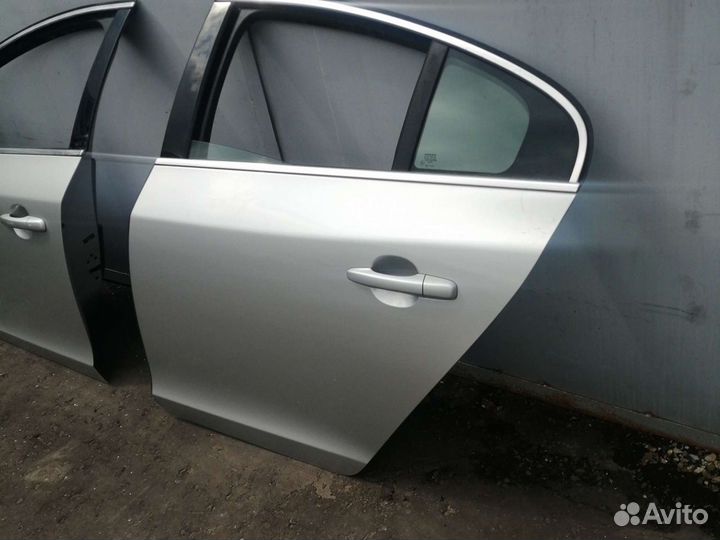 Дверь задняя левая на Volvo S60 2
