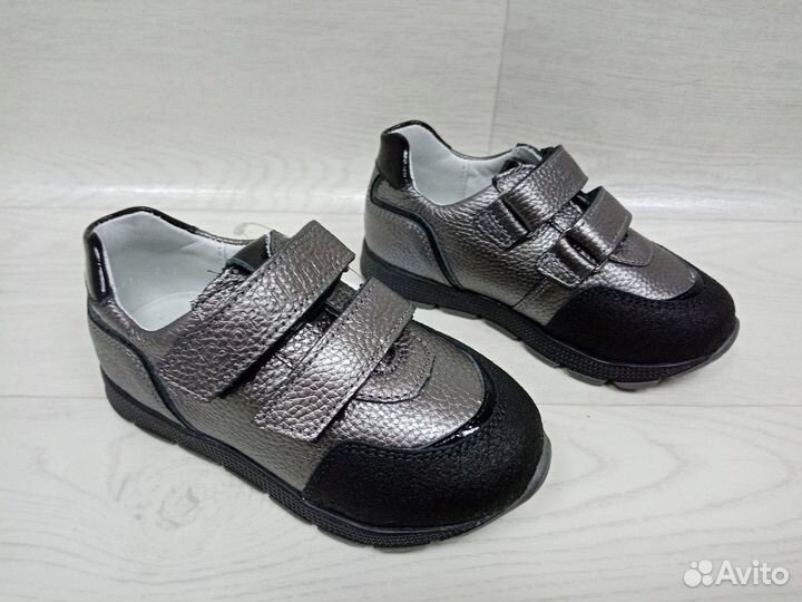 Новые полуботинки Bottilini раз. 26,27,28,29,30,31