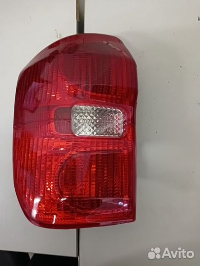 Фонарь задний левый Toyota RAV 4 00- 11B2960015B3