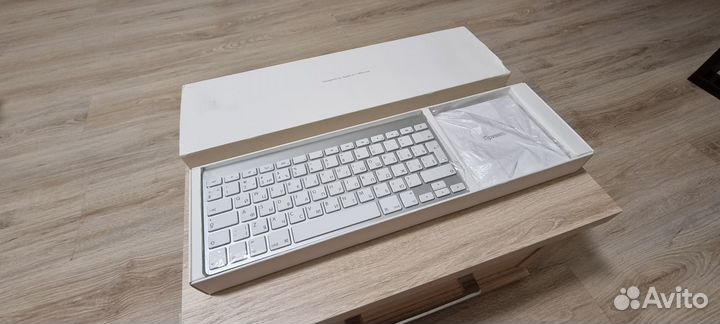 Apple Wireless Keyboard and Mouse