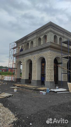 Работа с фасадами зданий: роспись, реставрация