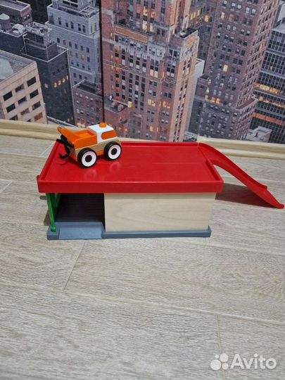 Гараж парковка трек заправка IKEA с эвакуатором