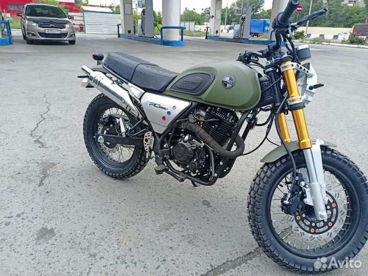 Мотоцикл Racer Triumph RC250CK-A