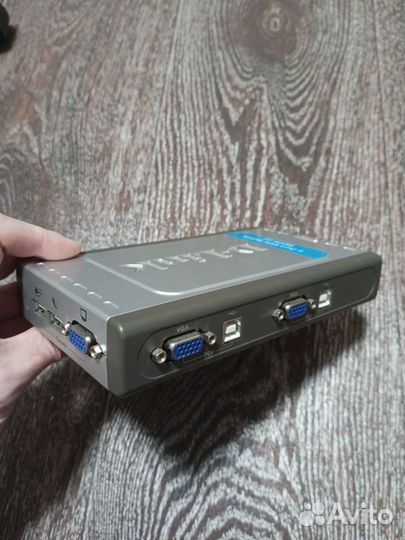 Kvm-переключатель D-Link 4 портовый