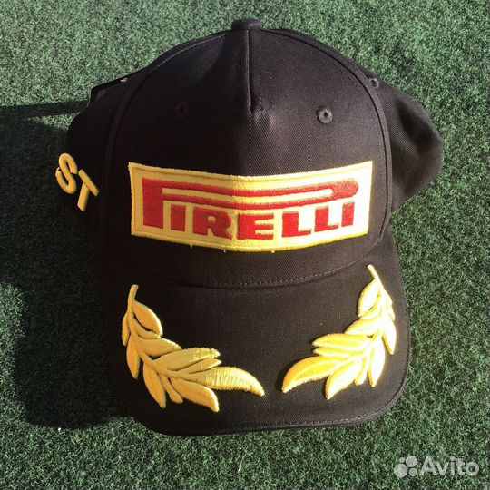 Бейсболка Pirelli и футболка Авторалли
