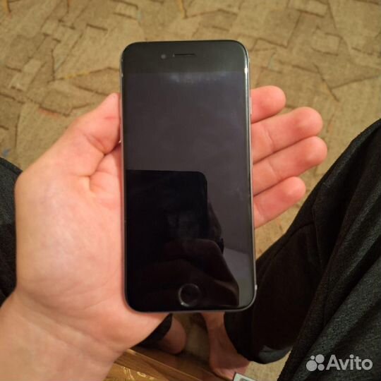 iPhone 6S, 32 ГБ