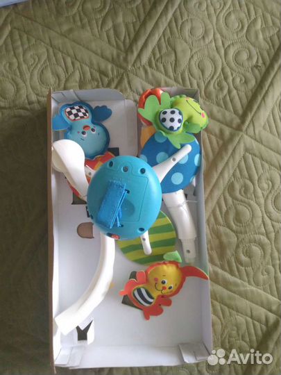 Музыкальная карусель на кроватку