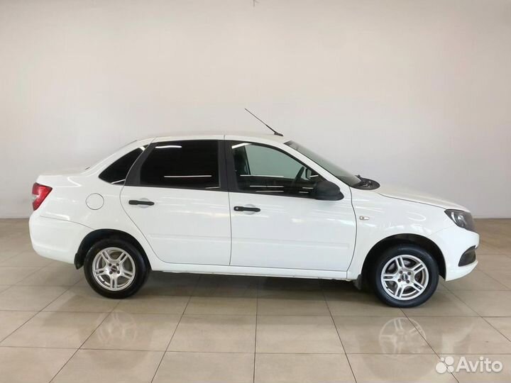 LADA Granta 1.6 МТ, 2019, 64 907 км