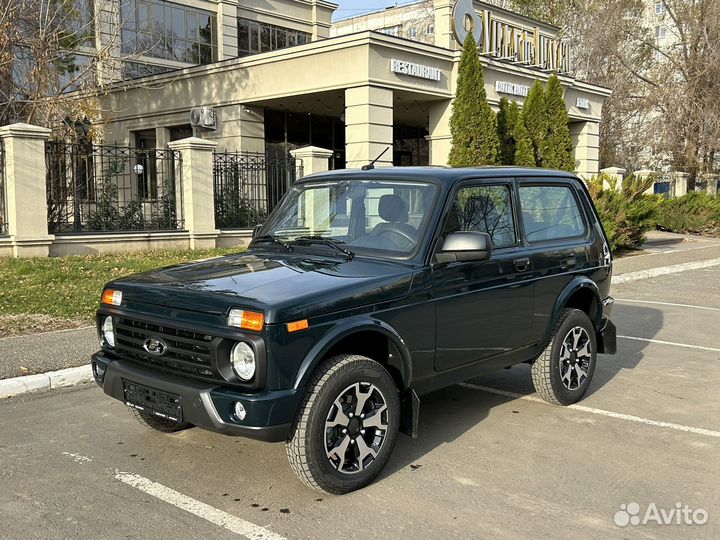LADA 4x4 (Нива) 1.7 МТ, 2023, 17 км