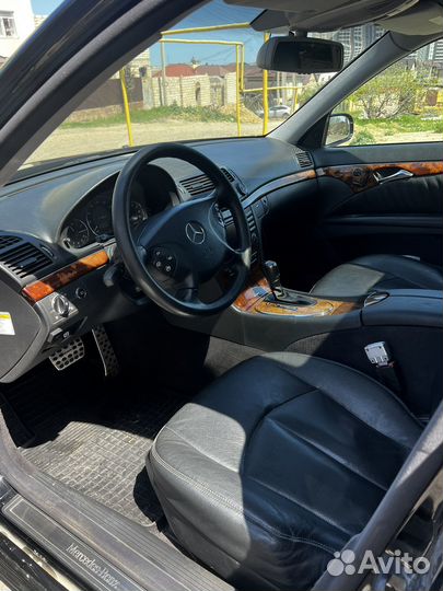 Капот на mercedes 211