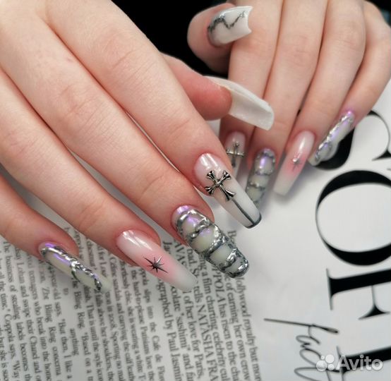Наращивание ногтей, маникюр