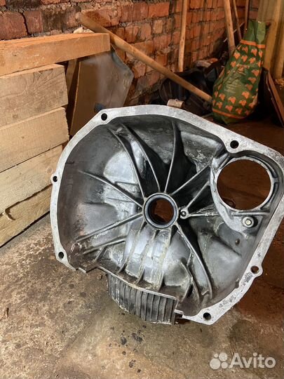 Передний редуктор АКПП Subaru tz102y