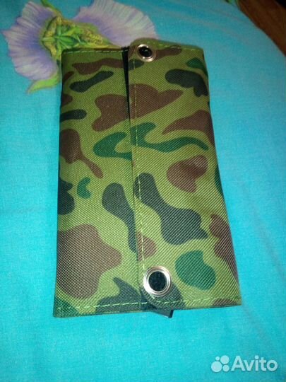 Солнечная батарея для туриста