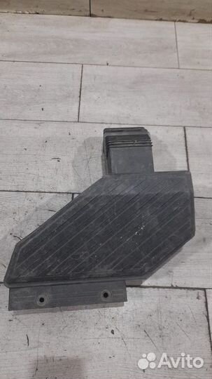 Резонатор воздушного фильтра Hyundai Tucson 3 С