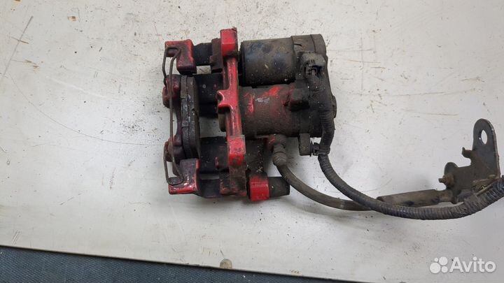 Суппорт левый задний Ford Kuga, 2019