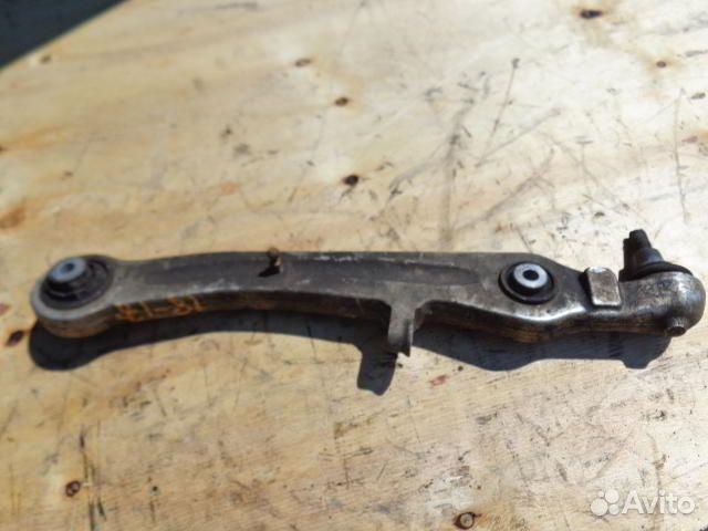 Рычаг передний правый нижний Audi A8 D3