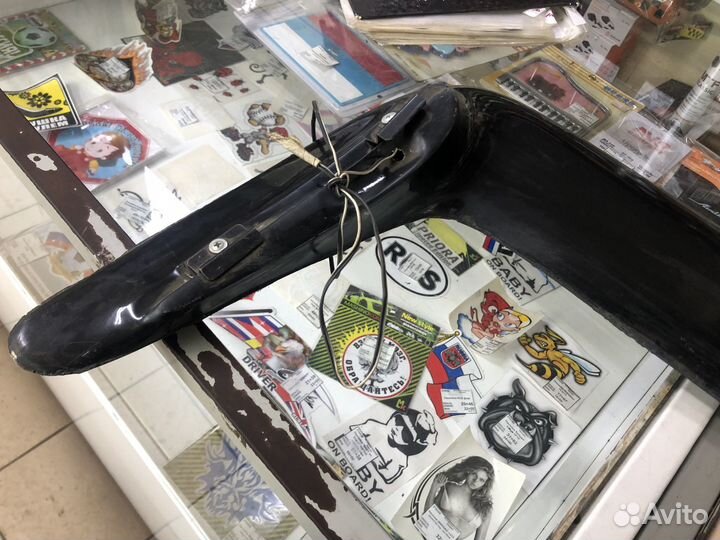 Спойлер 01-06 крышки багажника со стоп-сигналом