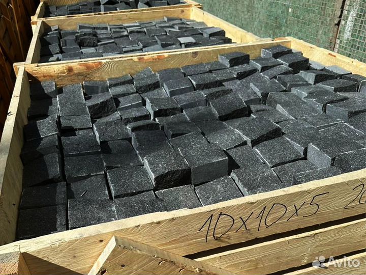 Брусчатка для мощения габбро-диабаз