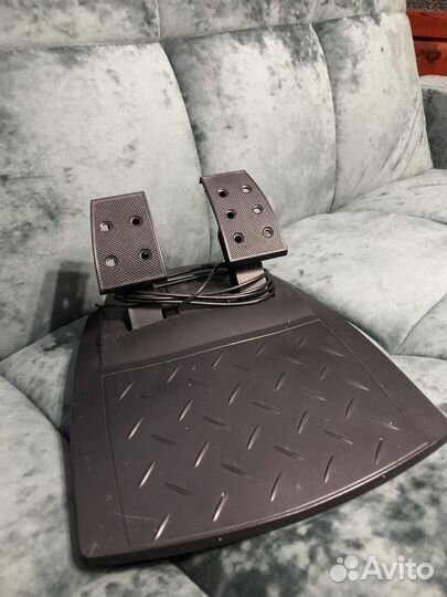 Игровой руль dialog