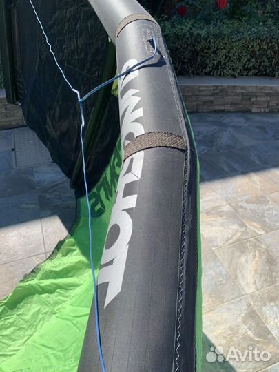 Продаю кайт Slingshot 8м