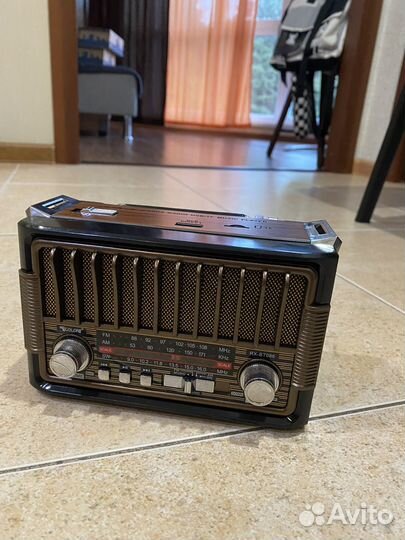 Радиоприемник в стиле ретро