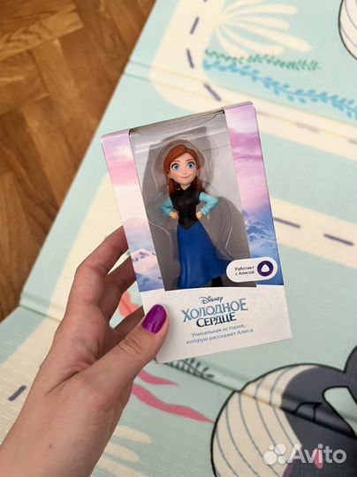 Интерактивная игрушка Анна для Алисы