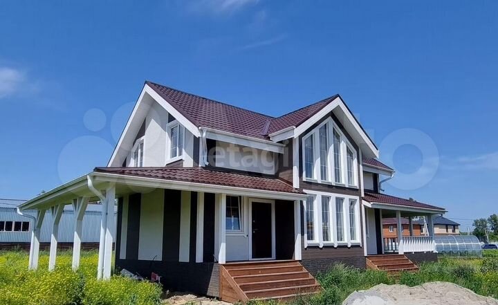 Дом 196,8 м² на участке 10 сот.