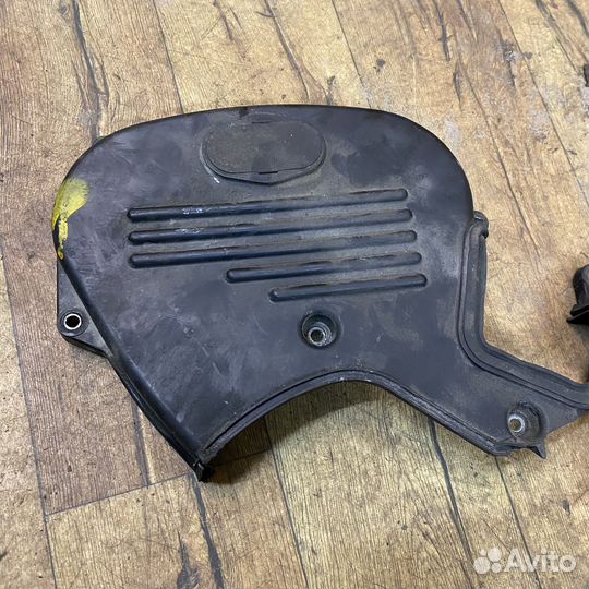 Крышка ремня грм Mitsubishi Pajero 3