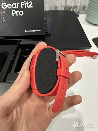 Смарт часы samsung gear fit2 pro