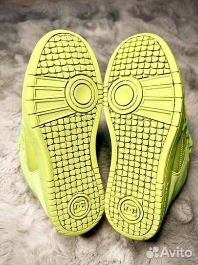 DC - Manteca 2 Mid adio globe etnies fallen circa