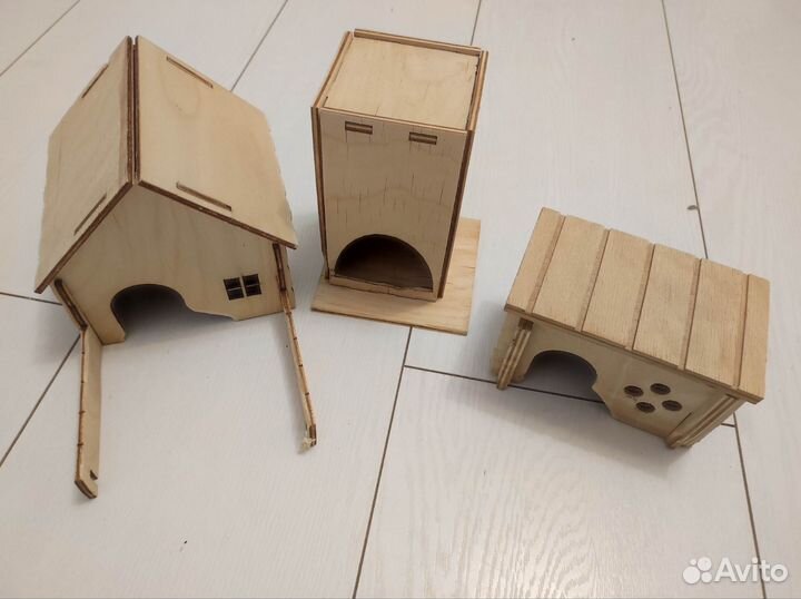 Для хомячков поилки, шар, домики