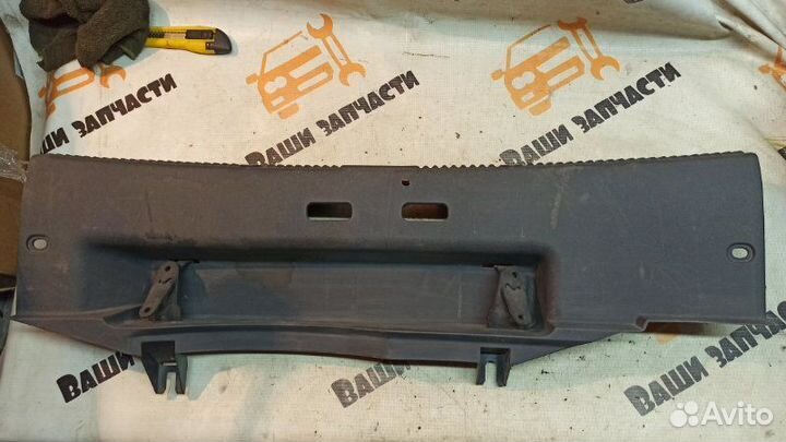 Обшивка багажника Skoda Fabia 2